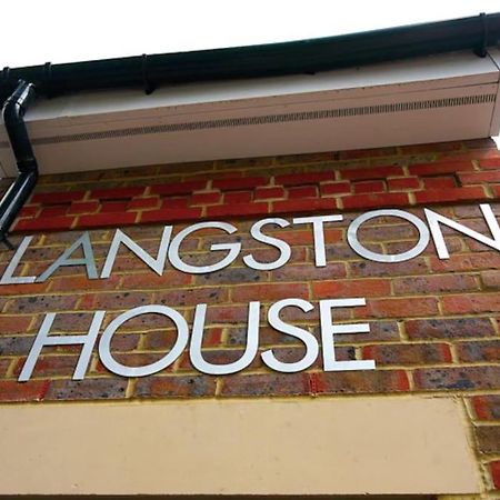 Langston House: 2 Bed, 2 Bath Luxury Apartment Hedgerley Екстериор снимка